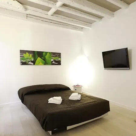Supreme Otel *